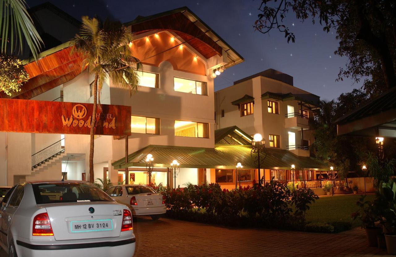 Hotel Woodland Kolhapur Exteriör bild